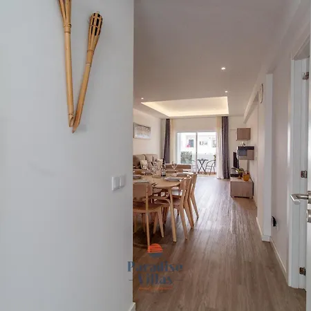 Modern 2-bed Apartment, Pool, 아파트